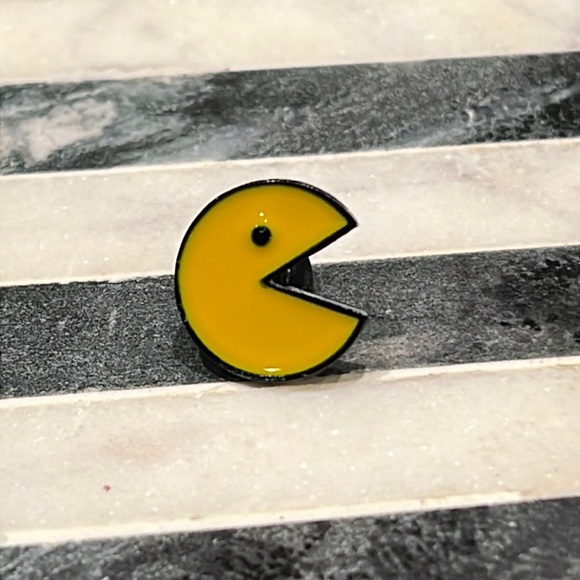 3/$15 Pac-Man Enamel Pin Brooch - Picture 2 of 5